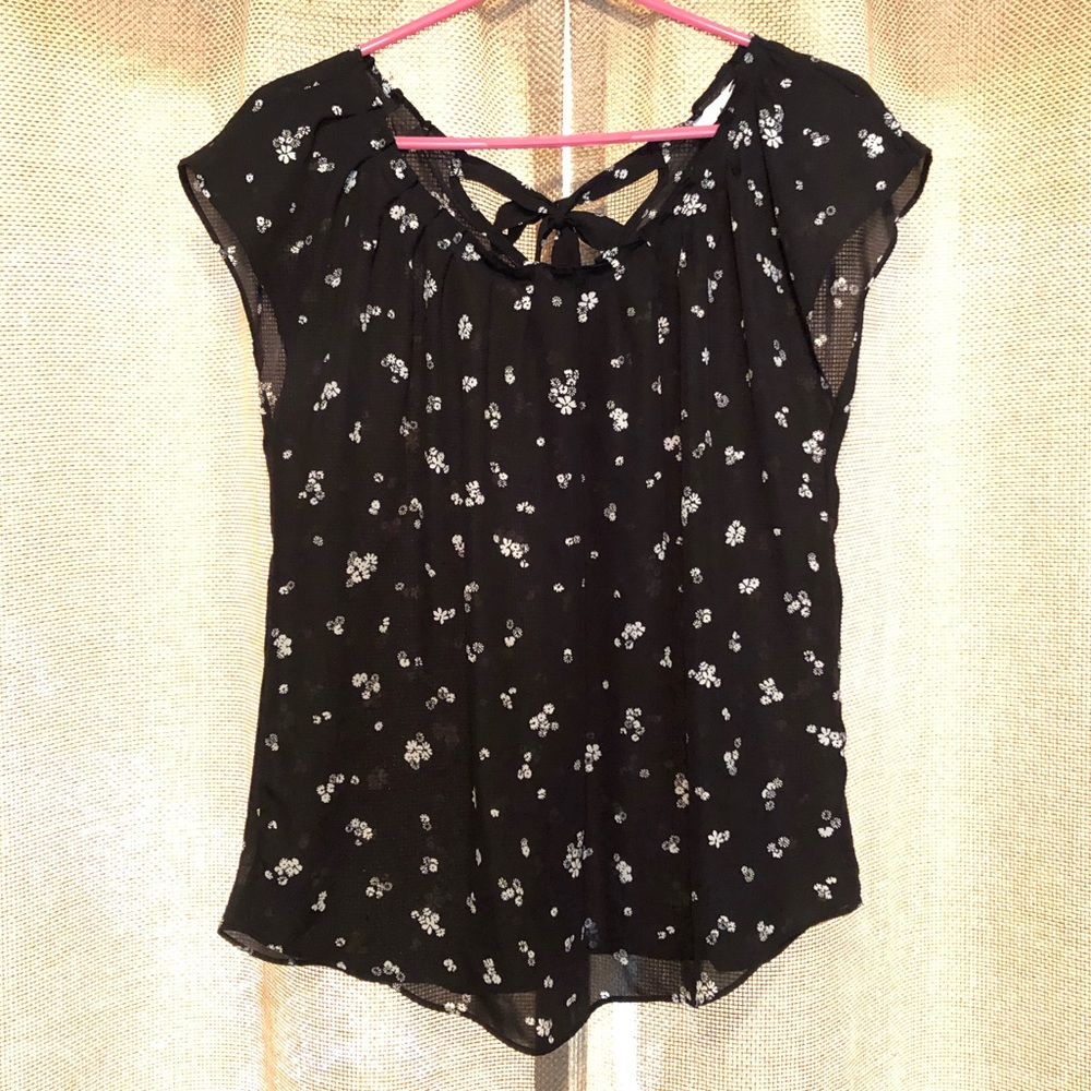 *HOST PICK!!!* Lauren Conrad Women’s Top